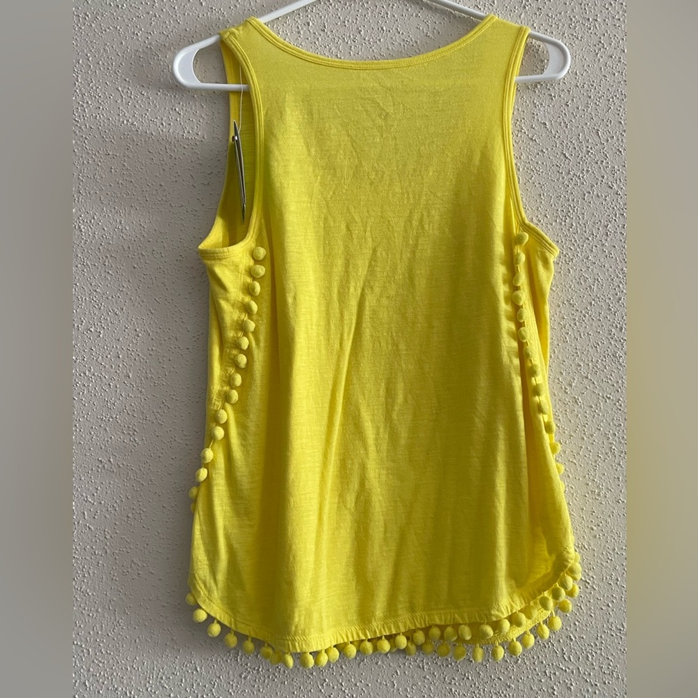 NWT - Lilly Pulitzer Women’s Small Yellow Sleeveless McKee Top with Pom Poms - Picture 11 of 16